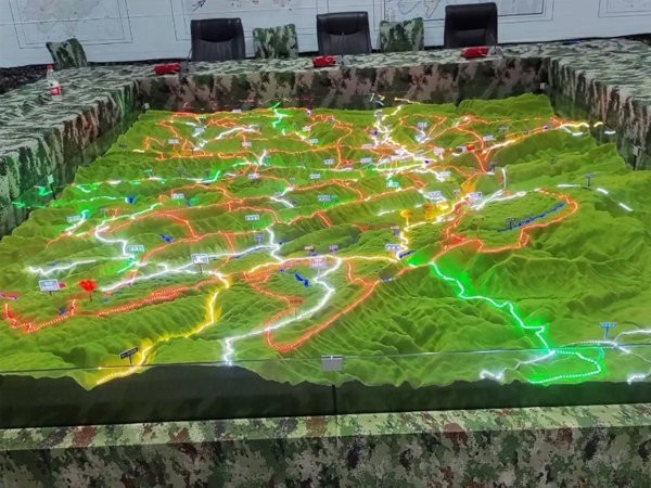 1729521250205949.jpg 軍事沙盤.jpg